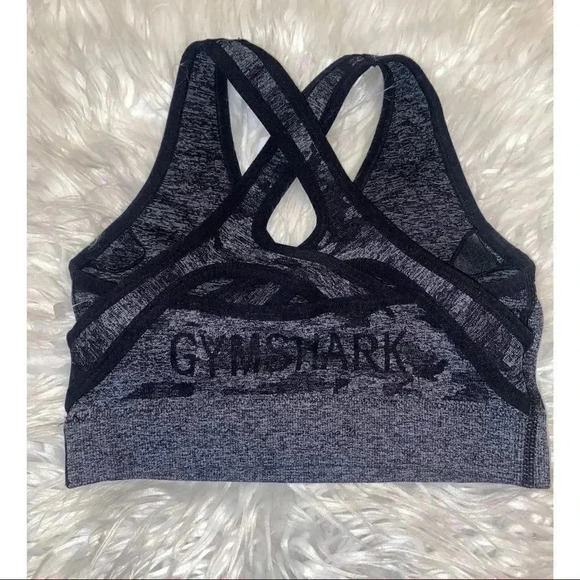 Gymshark Sports Bra - Picture 2 of 4